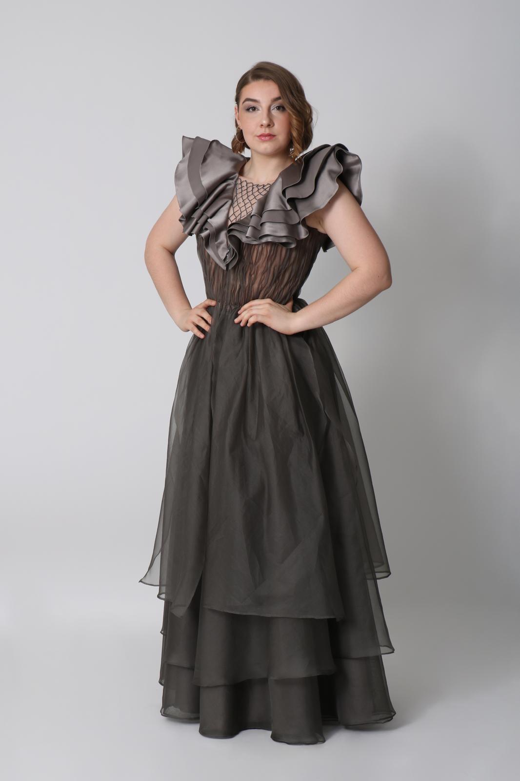 Exklusive Haute-Couture-Kreationen